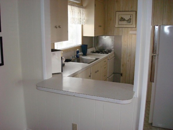 Redwood Suites image 14