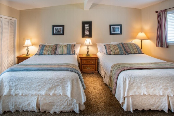 Redwood Suites image 4