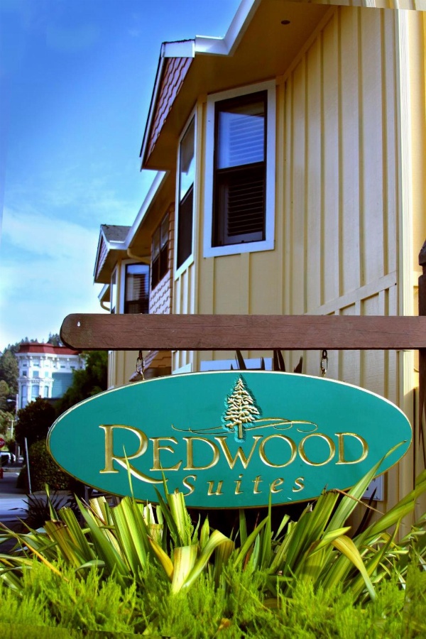 Redwood Suites image 6
