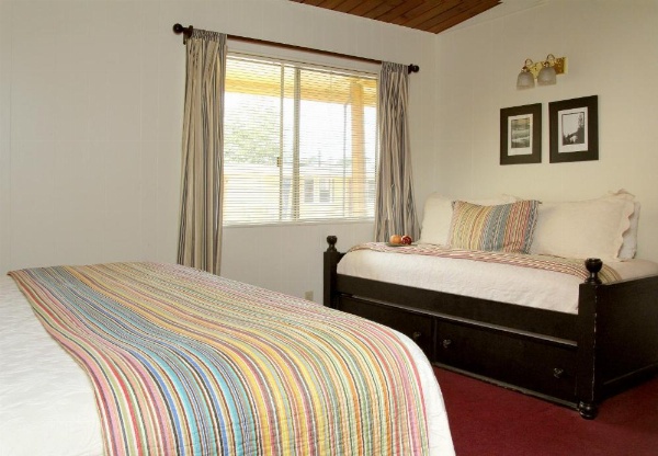 Redwood Suites image 8